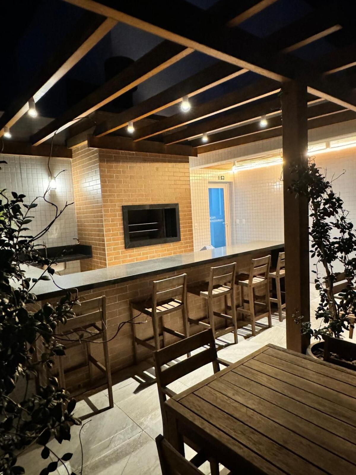 Studio, Proximo Ao Consulado