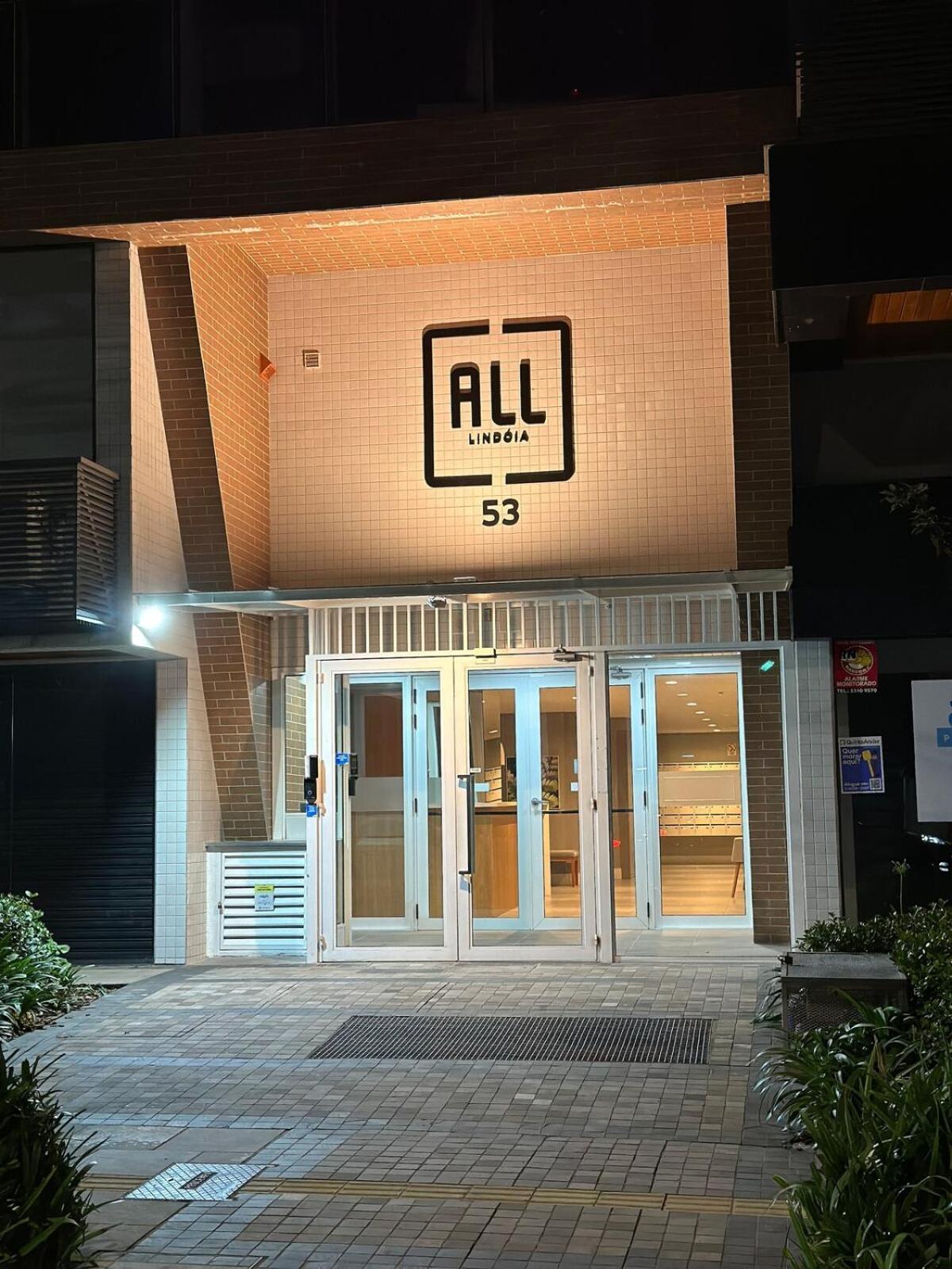 Studio, Proximo Ao Consulado * Porto Alegre